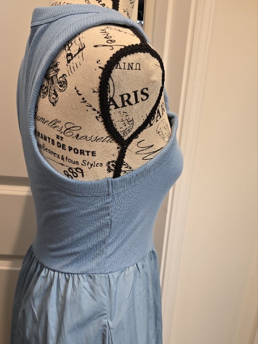 Old Navy Light Blue Sleeveless Midi Dress - Picture 5 of 6